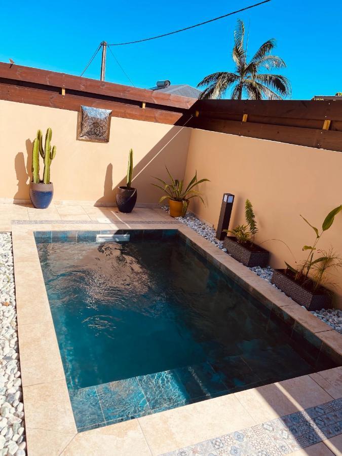 Le Riad Private Pool Piscine Privee 圣皮埃尔 外观 照片